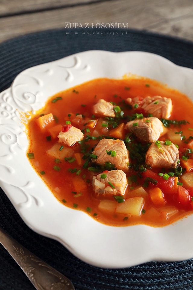zupa-z-lososiem-ze-swiezymi-pomidorami2