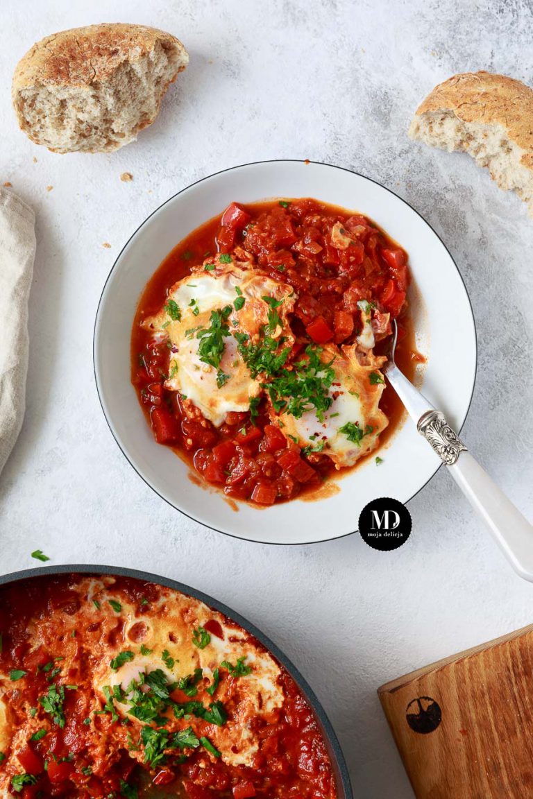 Szakszuka (shakshuka)